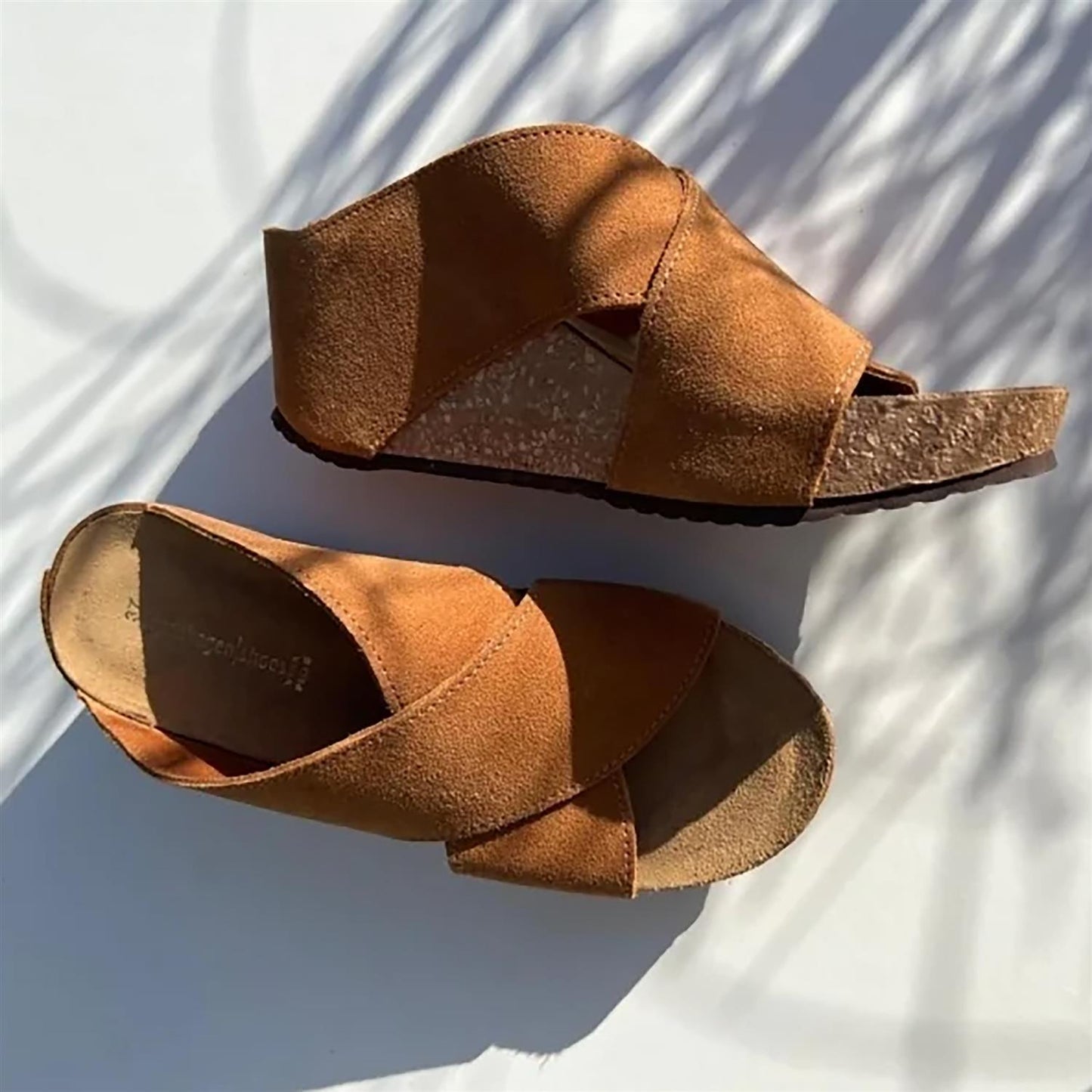 Frances 23 suede sandal cognac