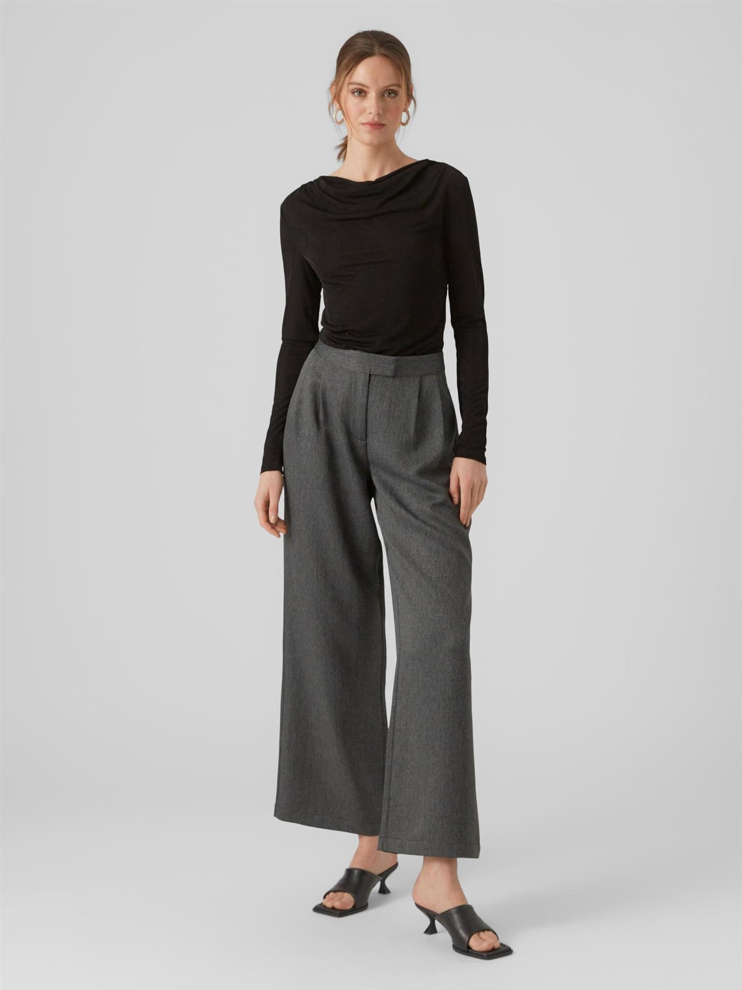 Nara Ls Pleat top Black
