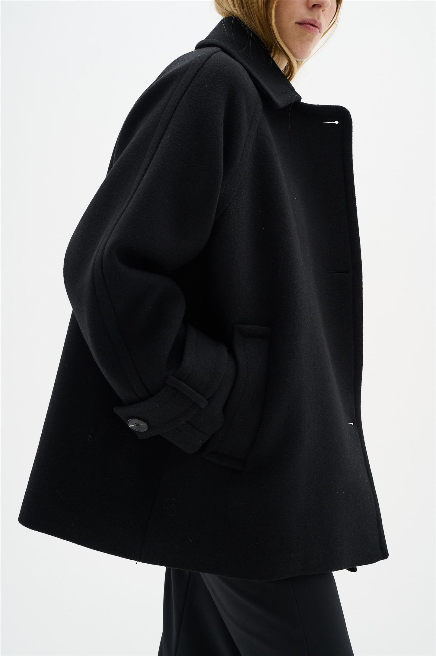 Thora Minona Coat Black