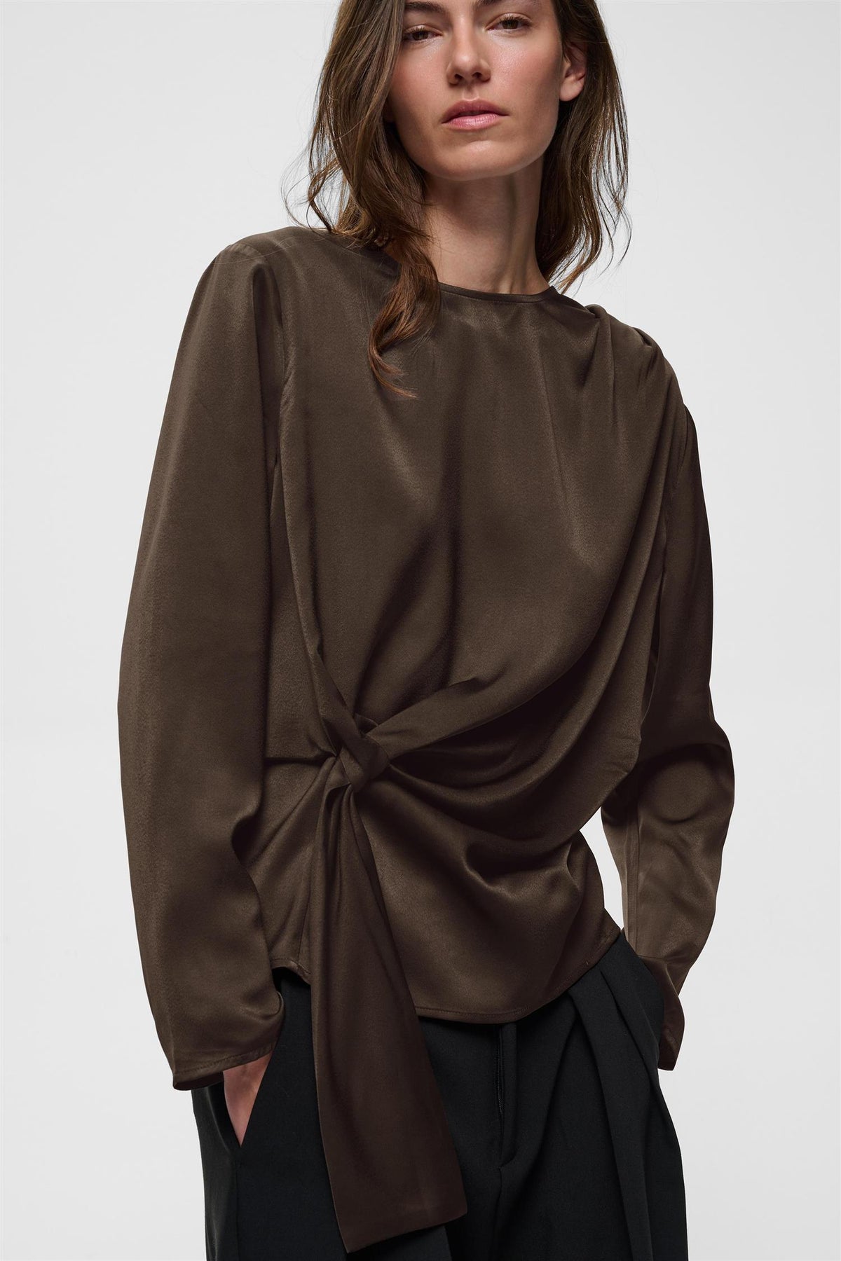 Satineiw Knot Blouse