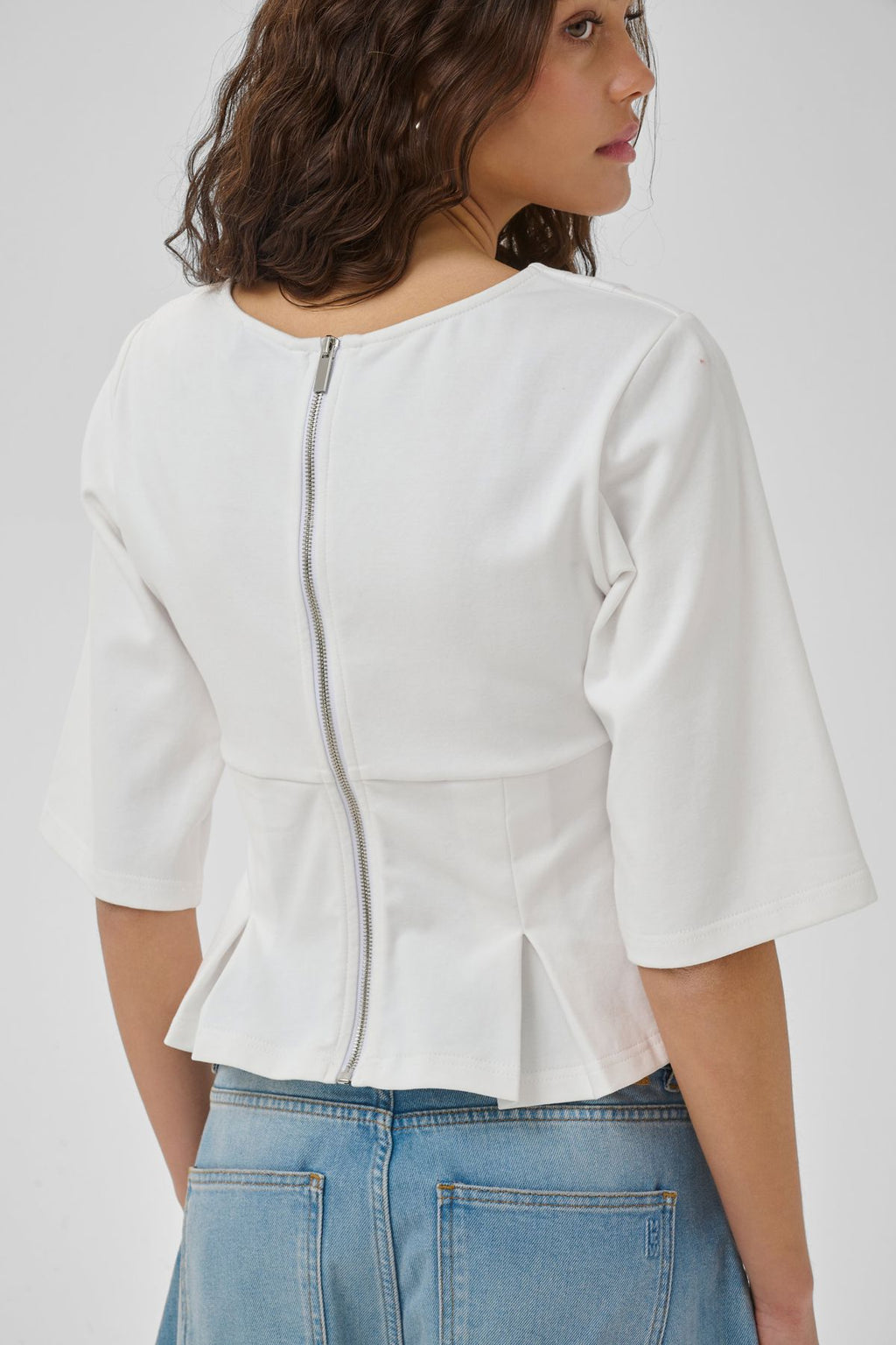 apir Pleat Tee