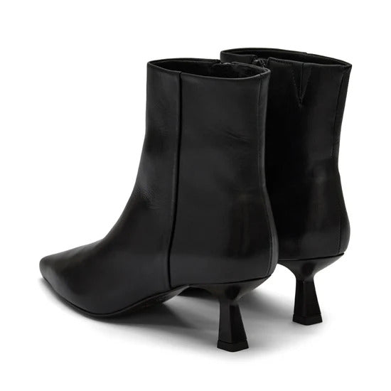 Violette - black