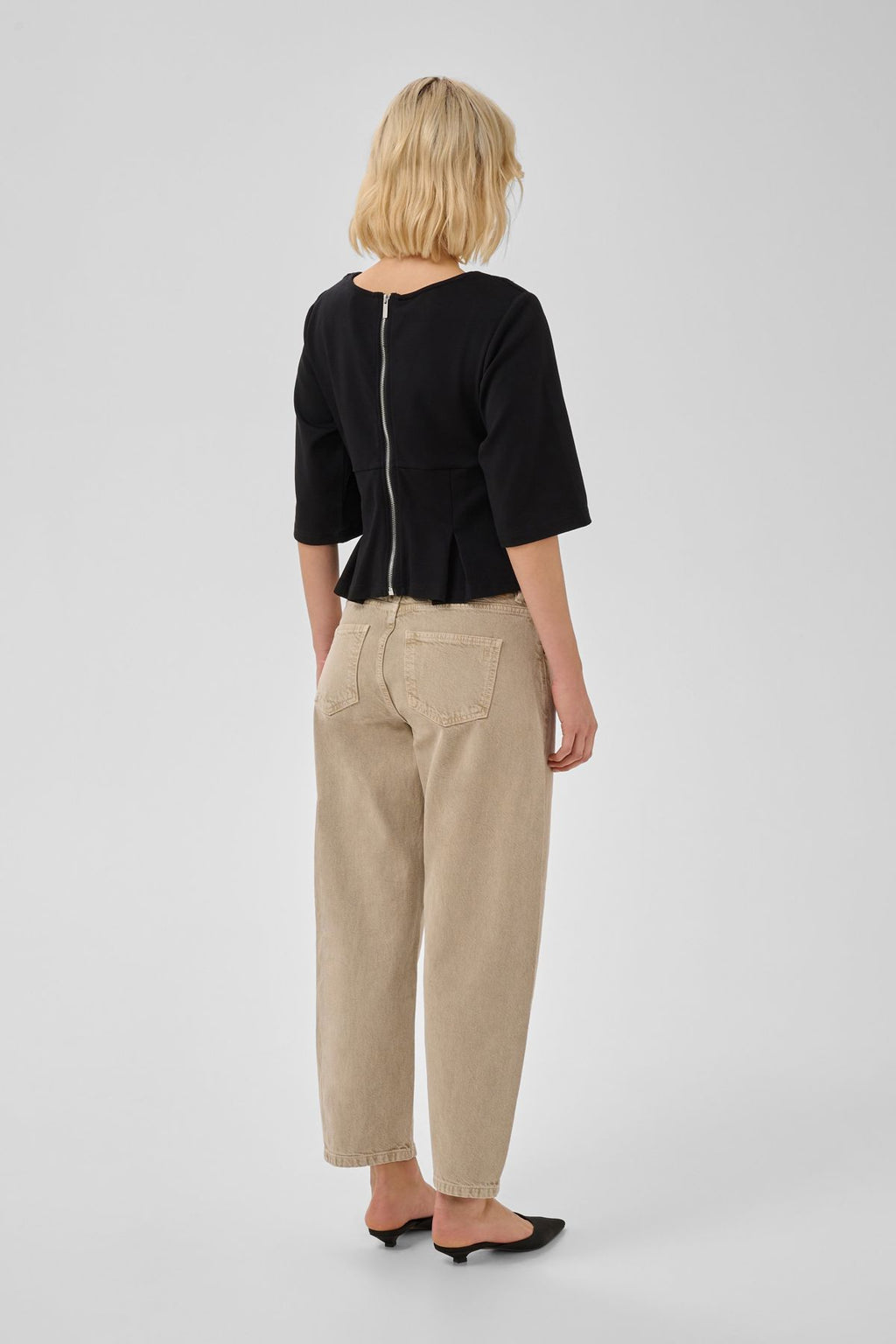 apir Pleat Tee