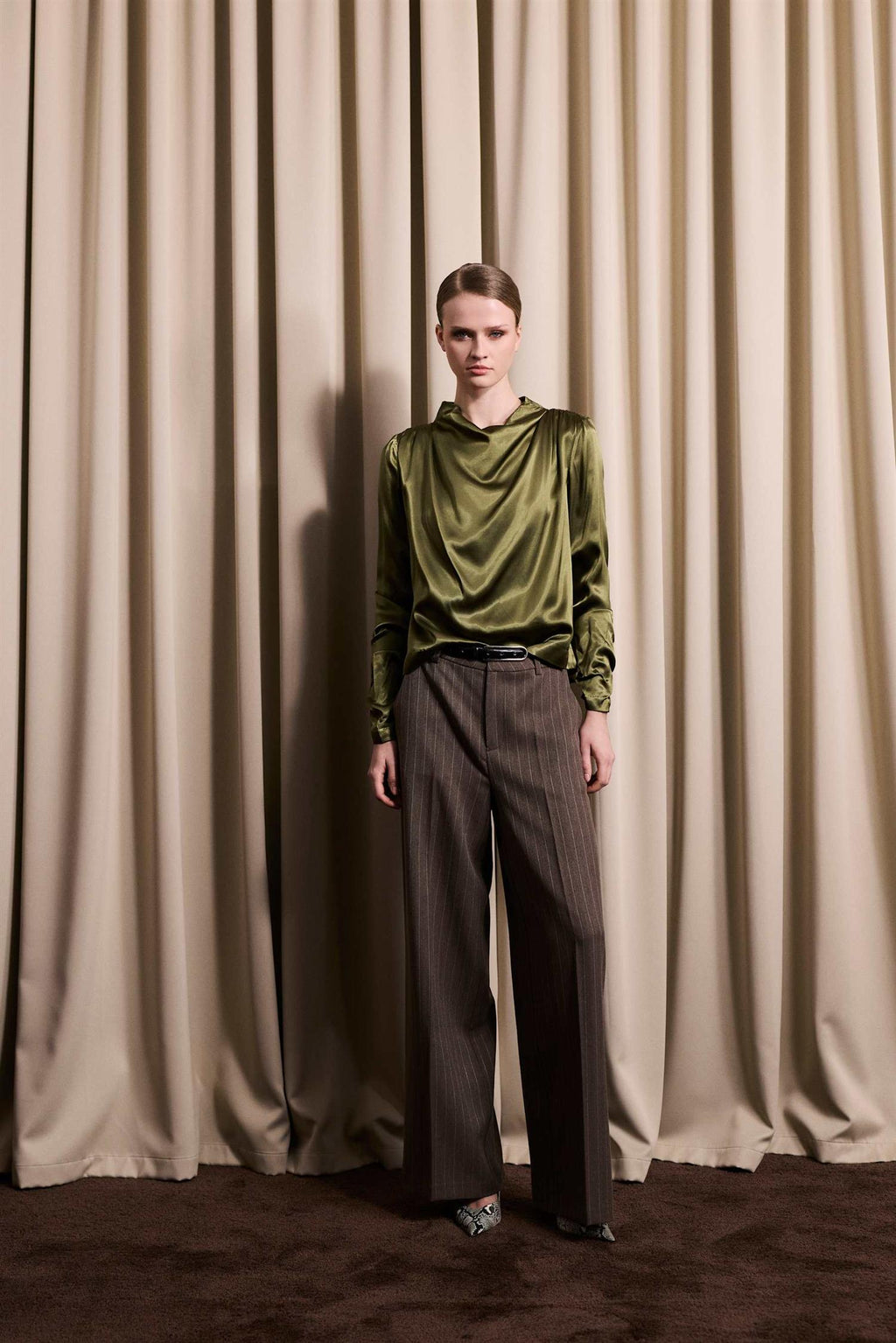 Beverly Satin top - moss green
