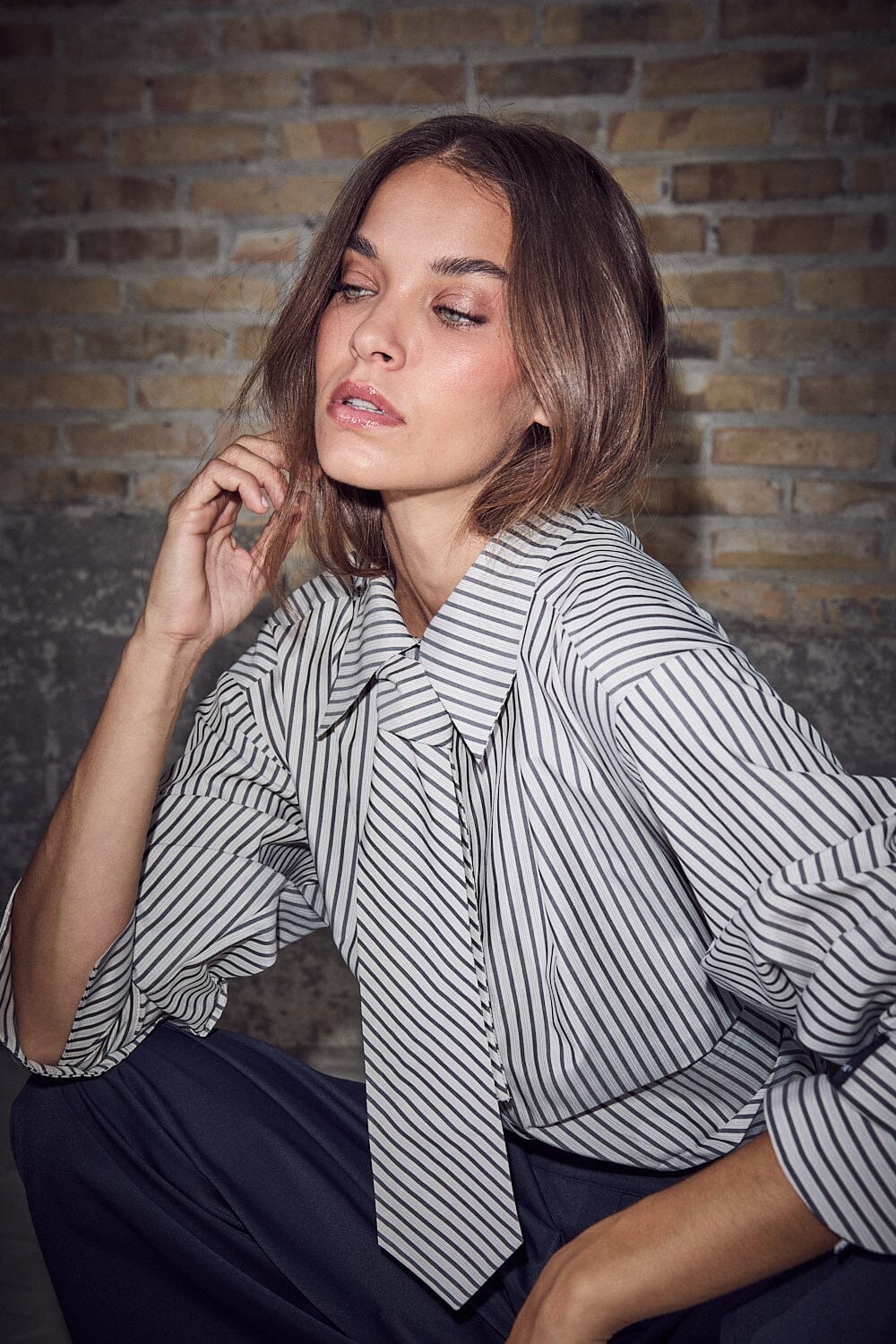 Gemma Tie Stripe Shirt - beige