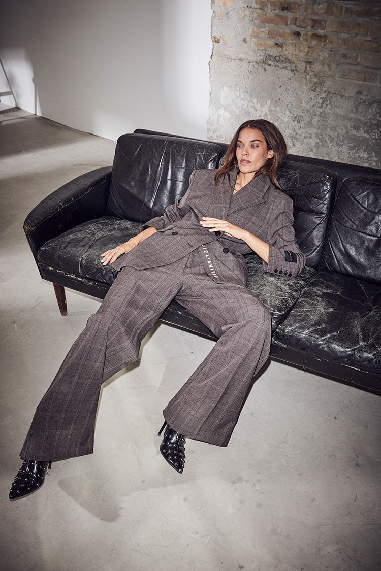 Check Fit Plain Pant - mocca