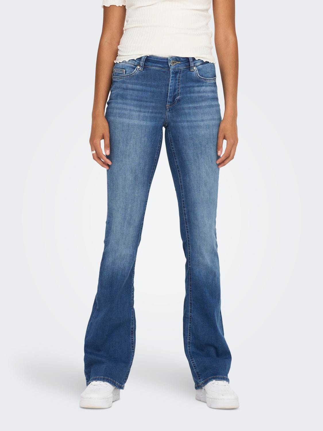 Blush mid flare medium blue denim