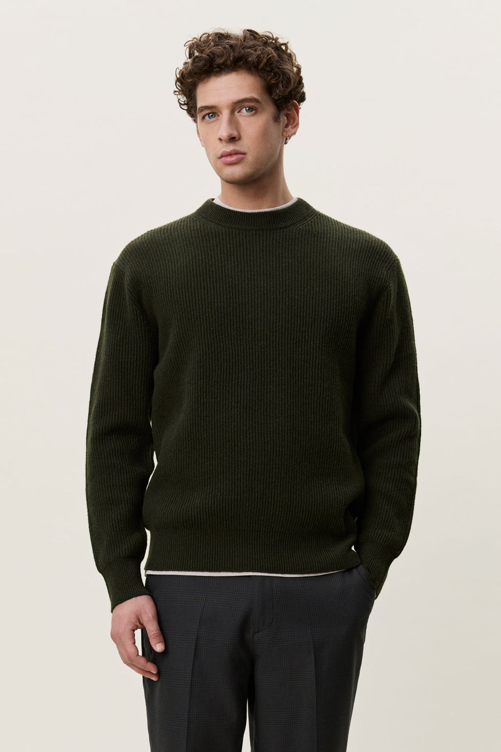 Wool Rib Roundneck Knit