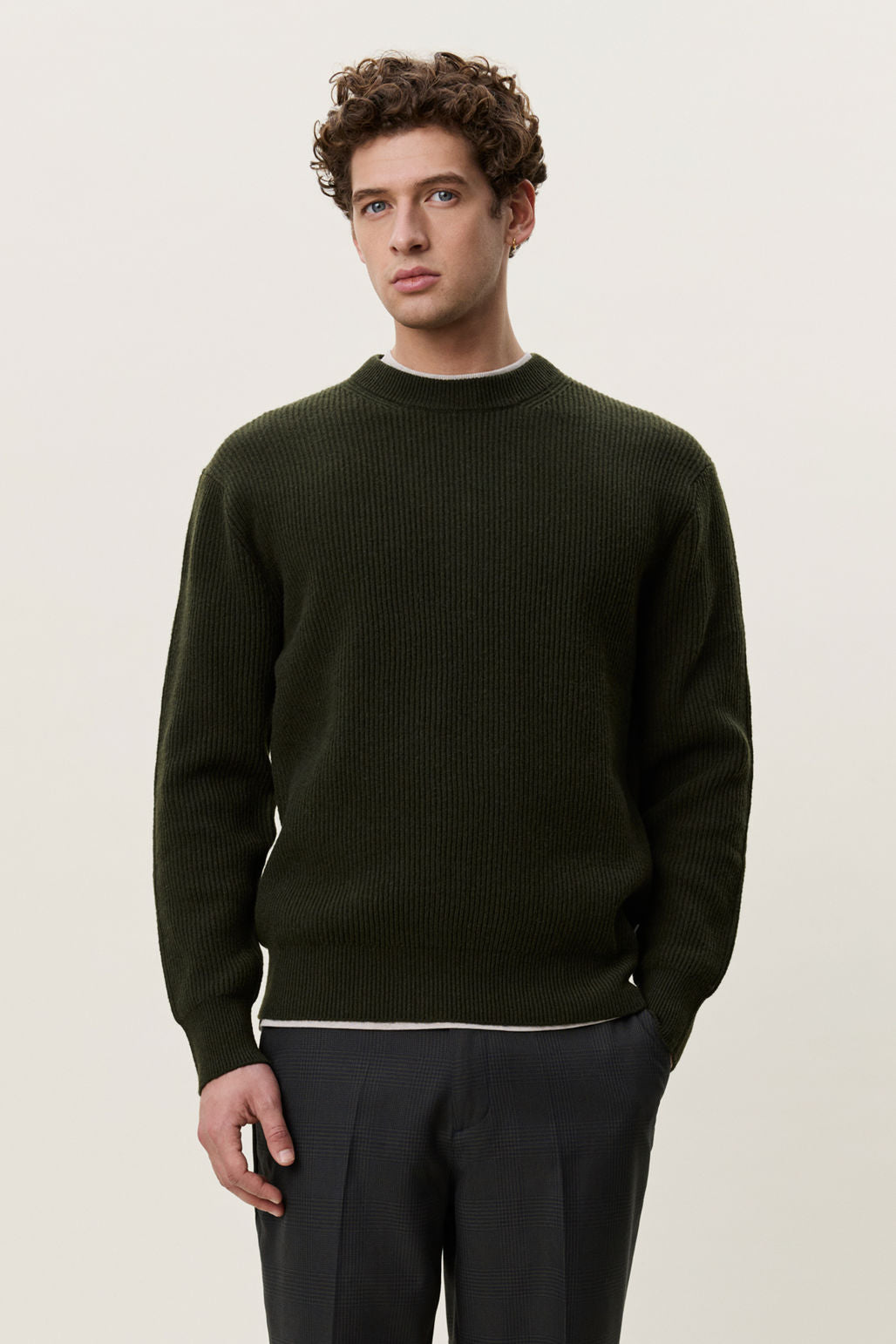 Wool Rib Roundneck Knit