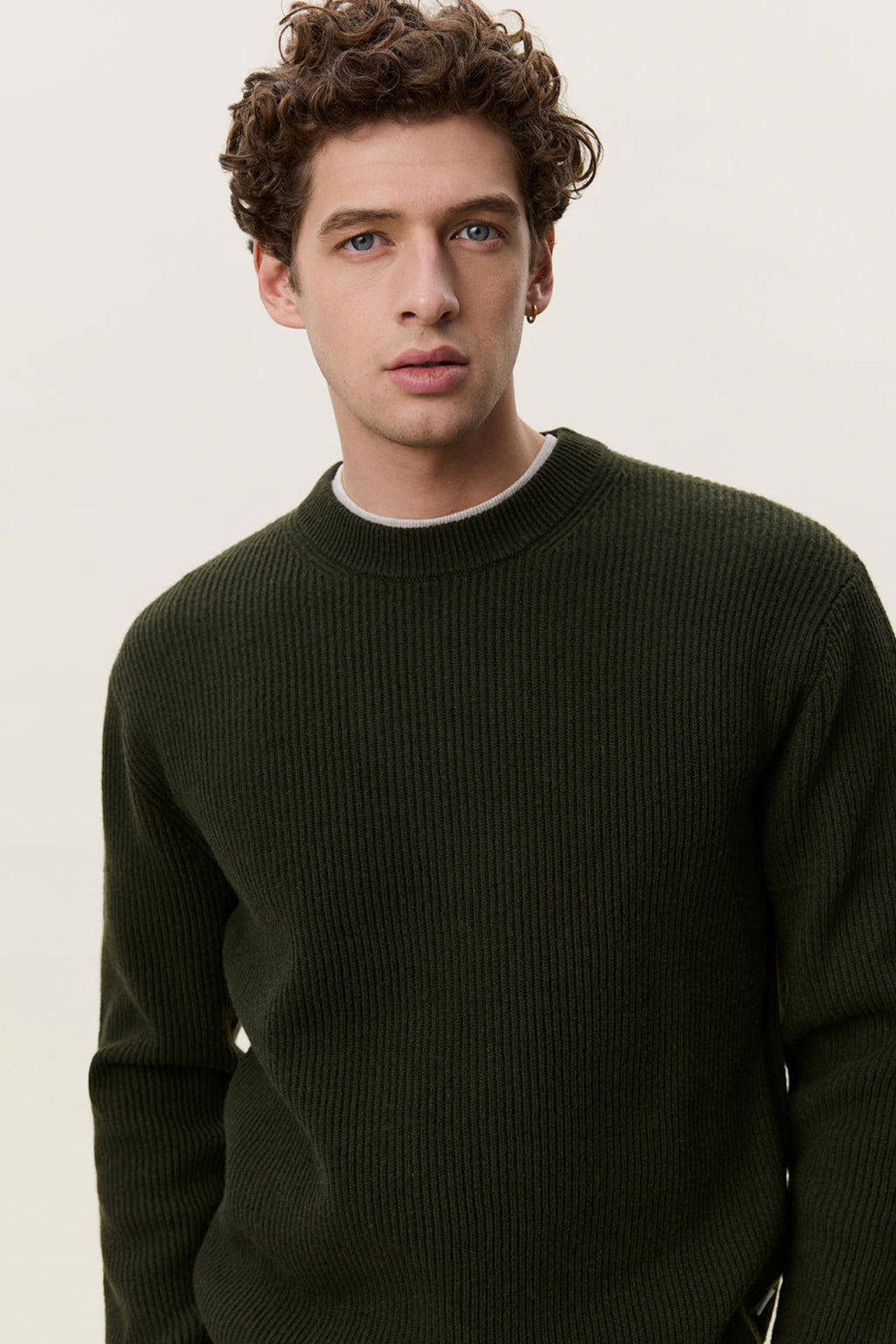 Wool Rib Roundneck Knit