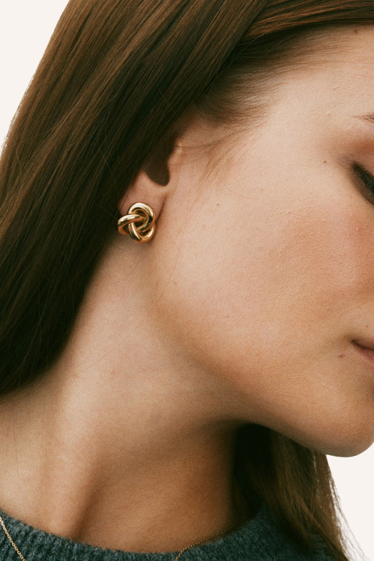 Infinity Knot Studs L Gold