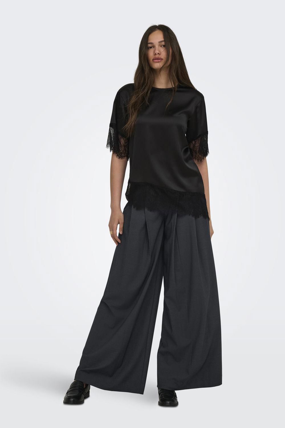 Onlindona 2/4 Satin Lace Top Wvn