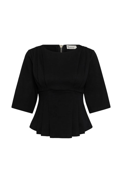 apir Pleat Tee