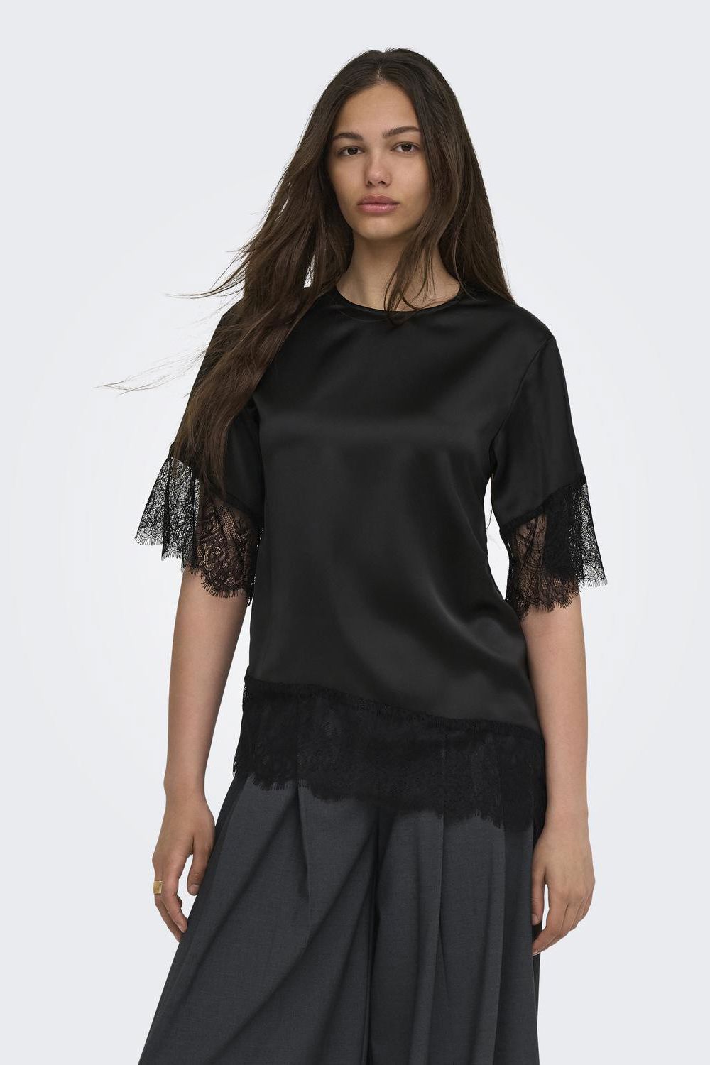 Onlindona 2/4 Satin Lace Top Wvn