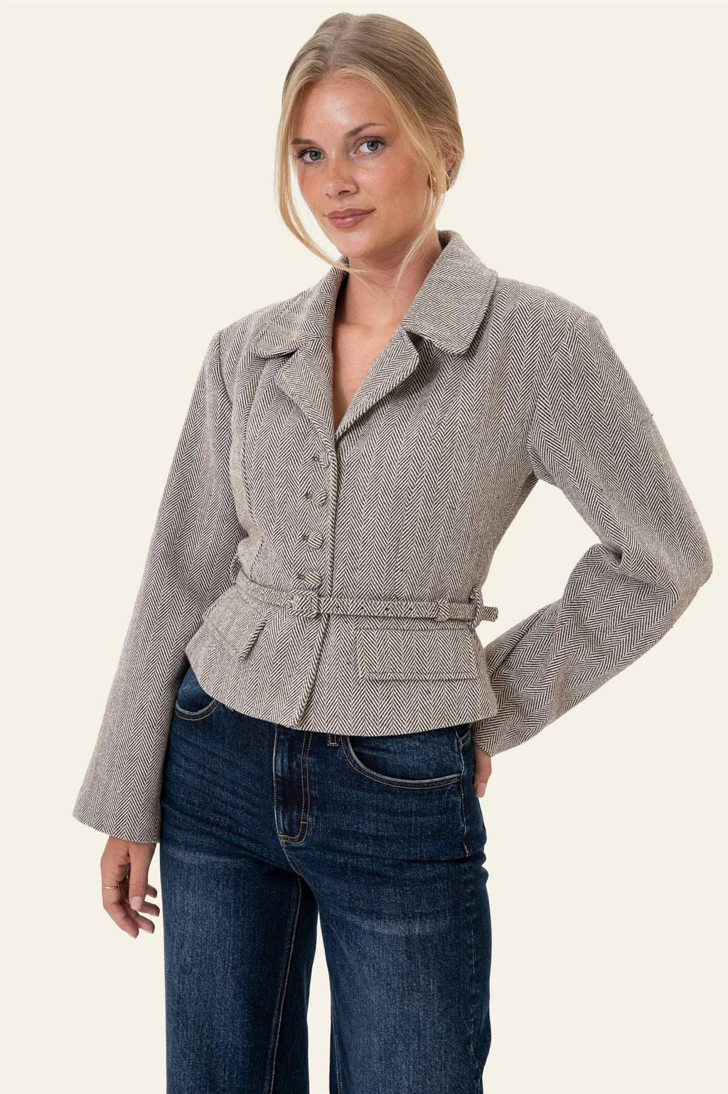 Annie Blazer