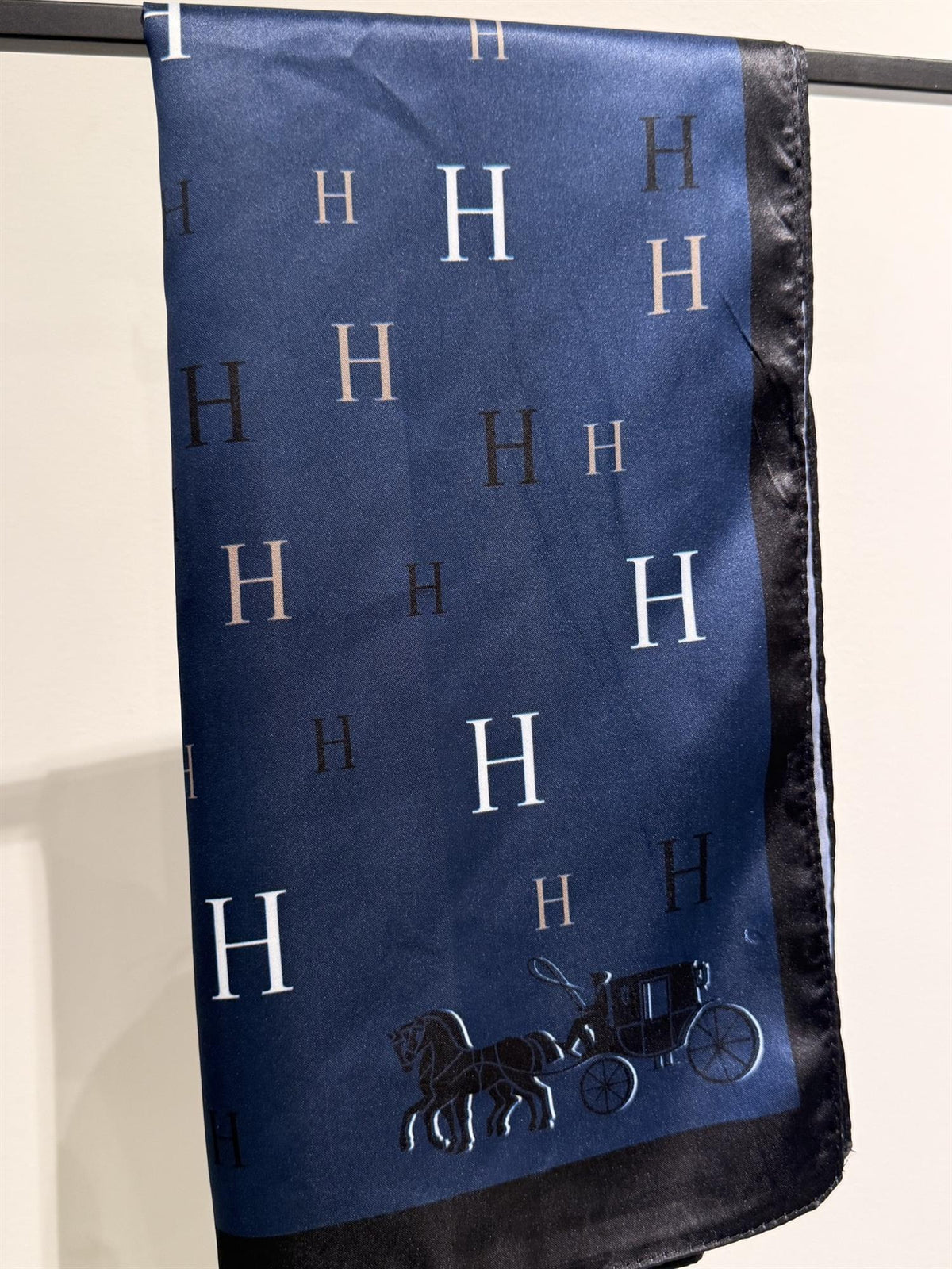 H-skjerf Bandana navy / sort