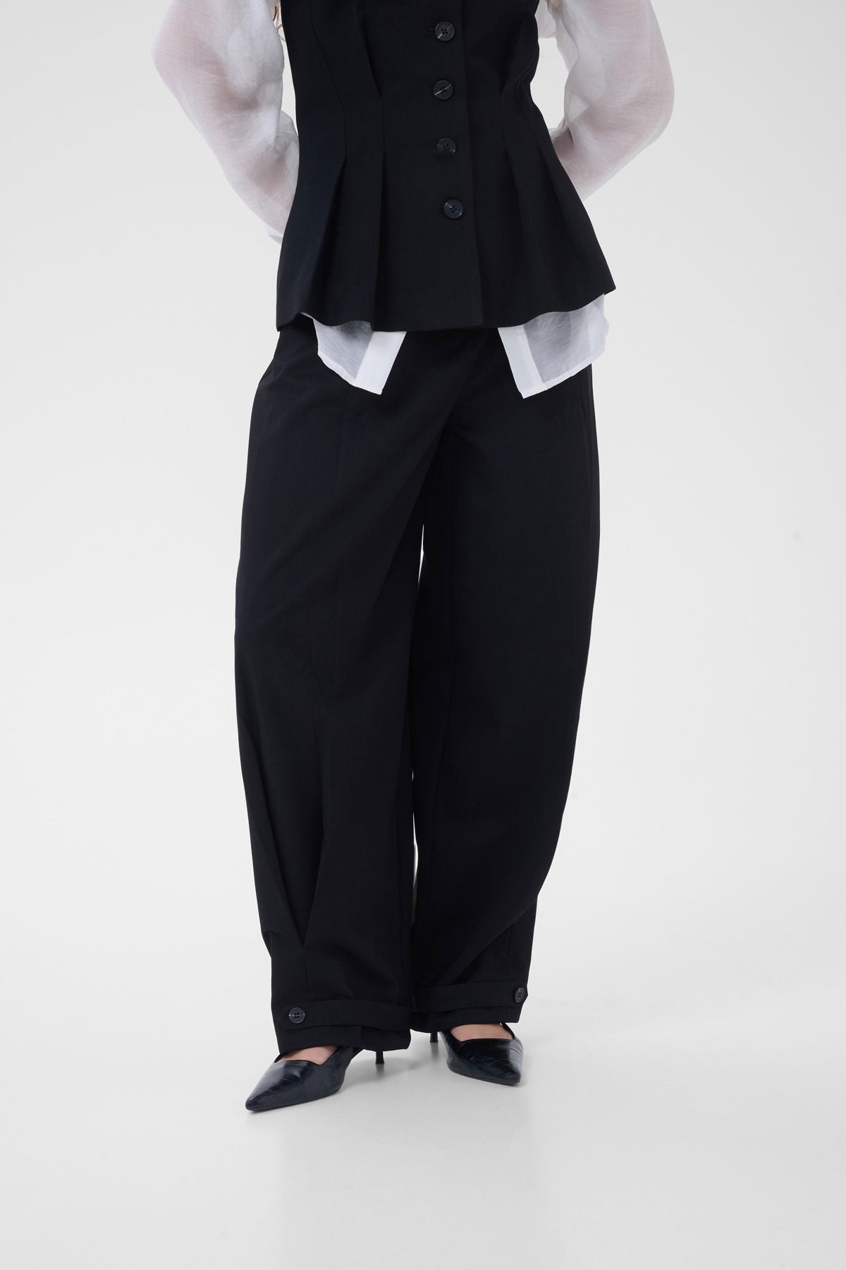 Mwevelina Barrel Pants
