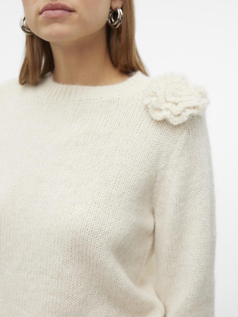 Adia Flower Pullover Offwhite